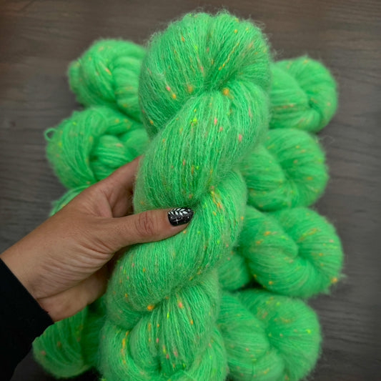 Dyed to order - Clover