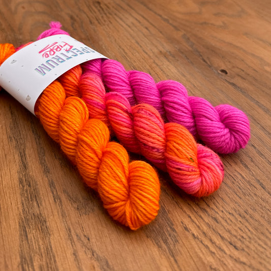 All that glitters (Dopamine Club) * Mini skein bundle * DK
