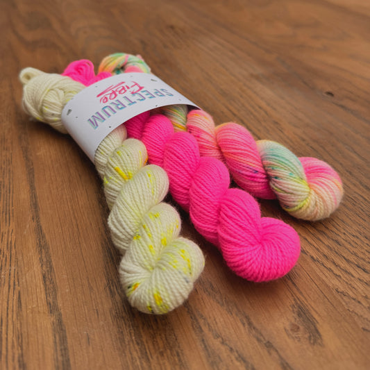 I love trinkets (Dopamine Club) * Mini skein bundle * Sock