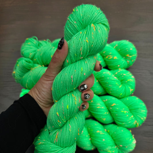 Dyed to order - Clover