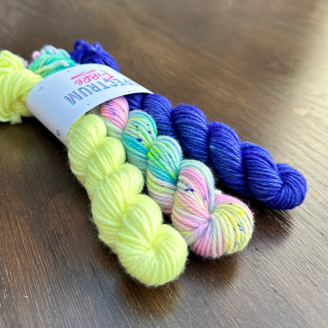 Parrot fish on the reef * Mini skein bundle * DK