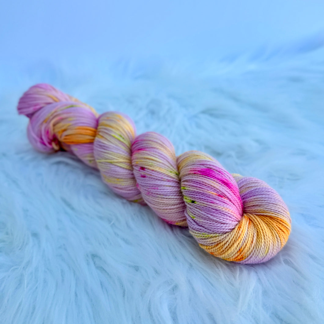 Sundowners on the beach sock yarn