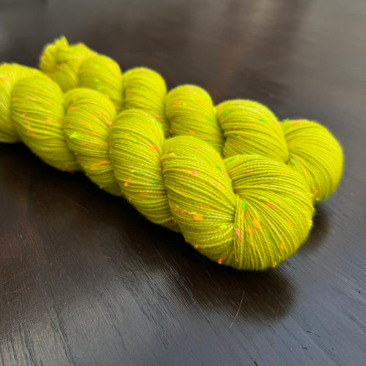 Yuzu Neon Neps Sock Yarn