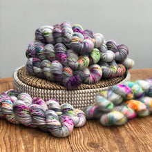 Haunted house Sock yarn