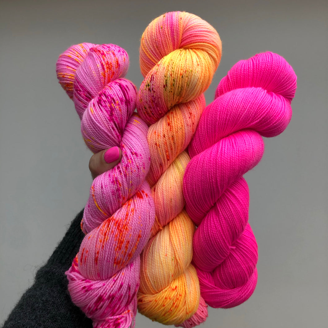 Flamingo 3 skein yarn set * Sock yarn