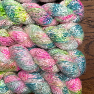 Dyed to order - Kitsch christmas