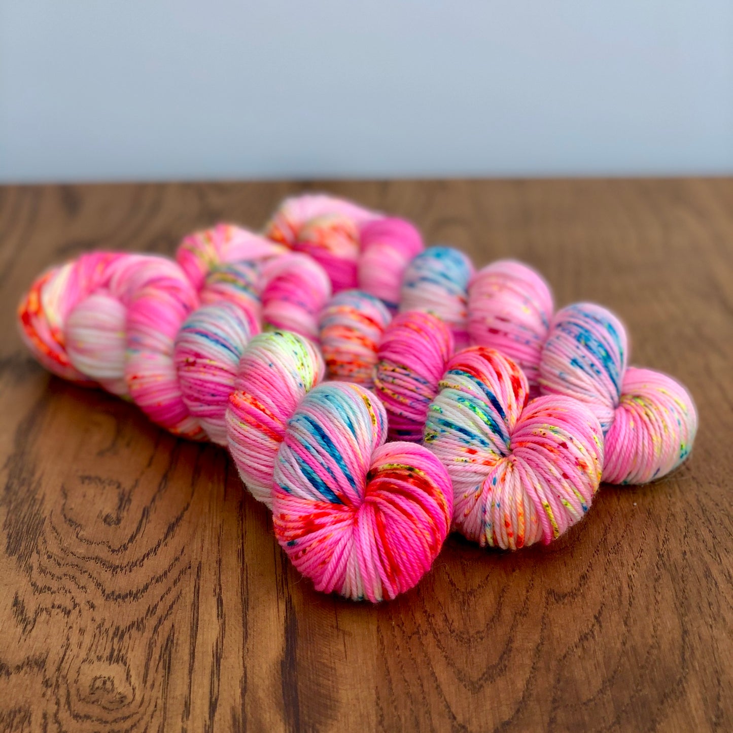 Dyed to order - Pink tinsel