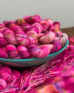 Neon heart Super chunky merino