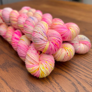 Pink sands DK