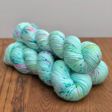 Dyed to order - Blue planet