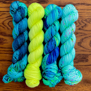 Blue 4 skein yarn set * DK