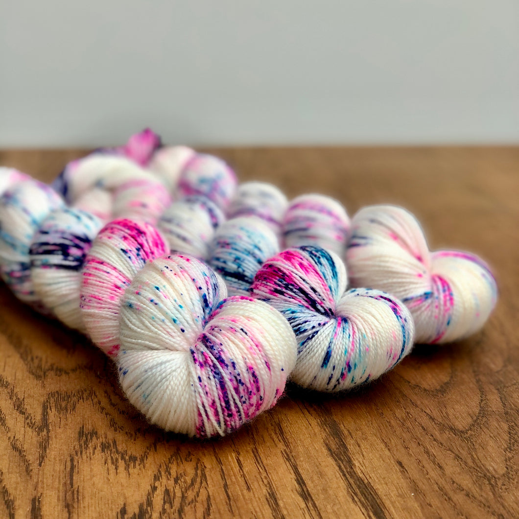 Cosmos Speckle Sock yarn