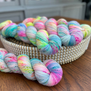 Dyed to order - Vintage rainbow