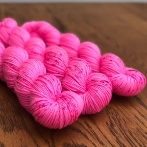 Strawberry laces DK
